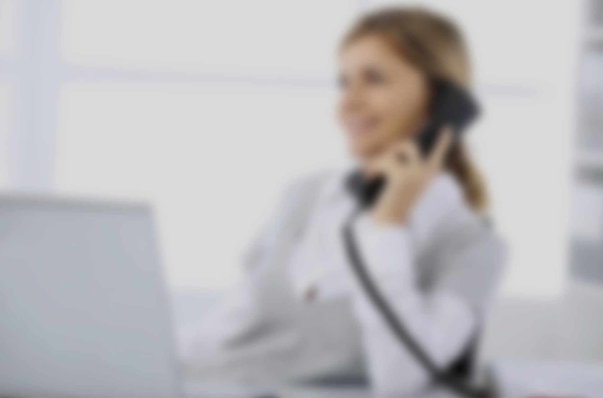 Kontakt&shy;formular bei Peter Warnicke Elektro in Hamburg