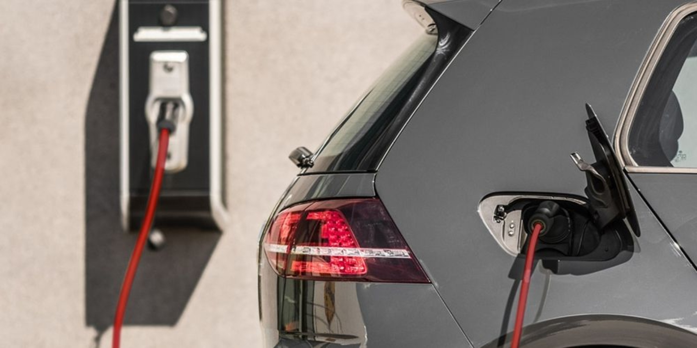 Schutz für E-Mobility bei Peter Warnicke Elektro in Hamburg